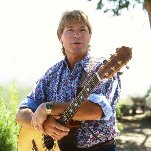 Archivo:John Denver.jpg