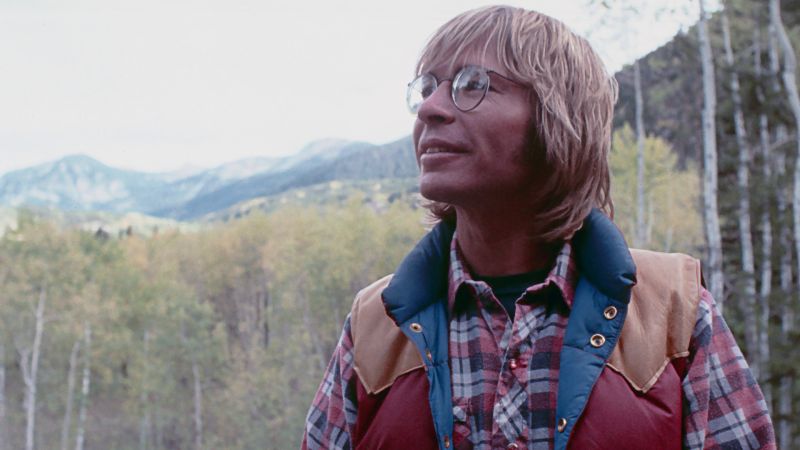 Archivo:John Denver background.jpg