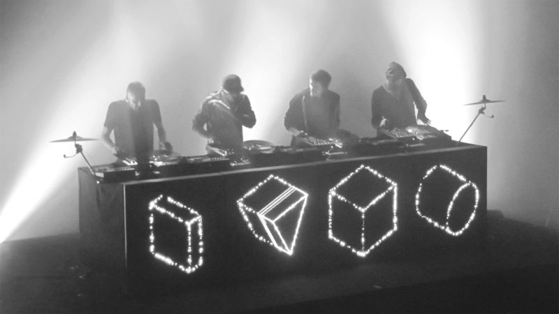 Archivo:C2C background.jpg