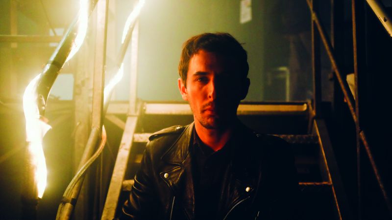 Archivo:The Avener background.jpg