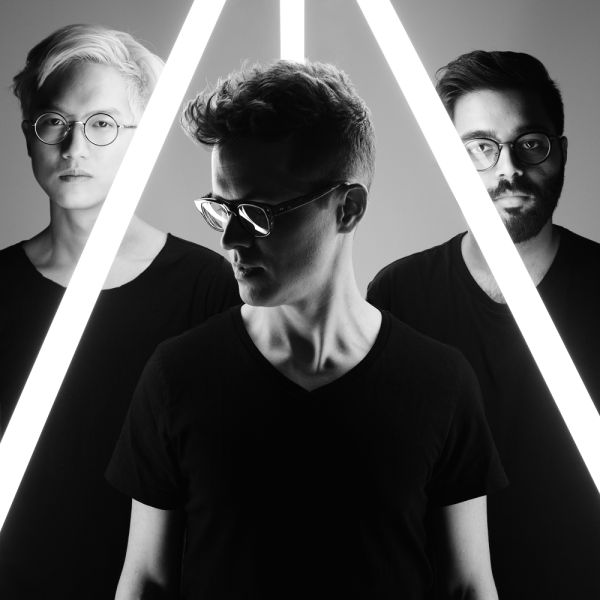Archivo:Son Lux.jpg