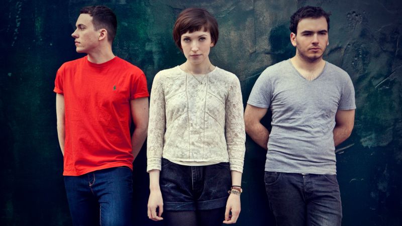 Archivo:Daughter background.jpg