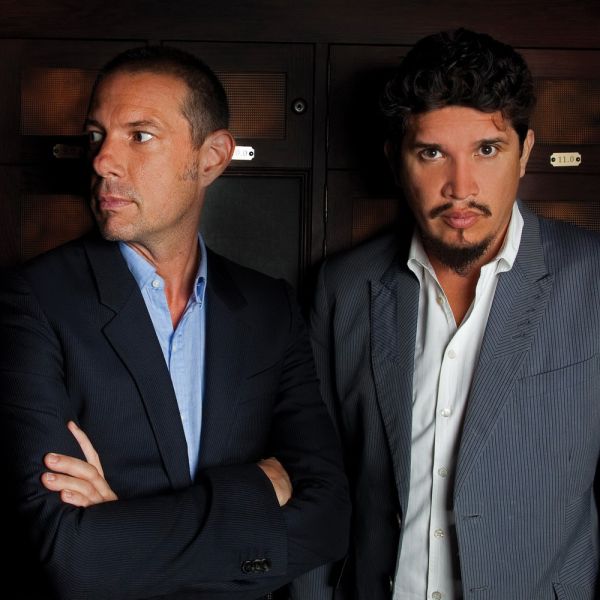 Archivo:Thievery Corporation.jpg