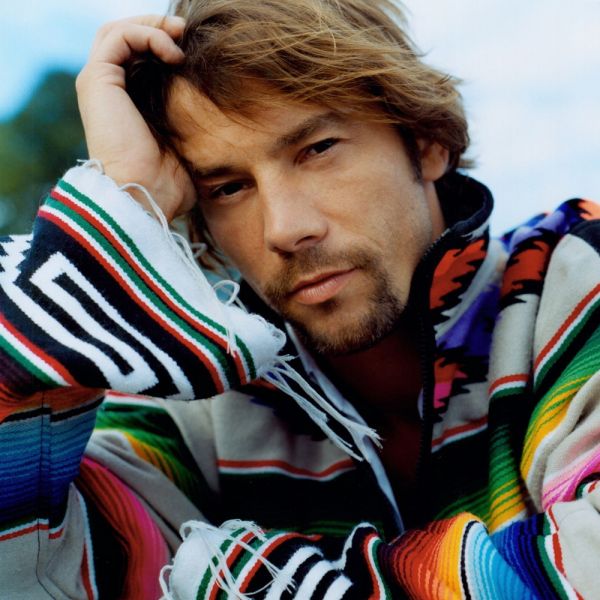 Archivo:Jamiroquai.jpg