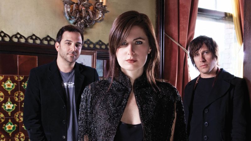 Archivo:Ivy background.jpg