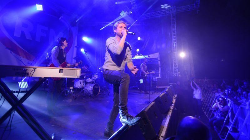 Archivo:Kyo background.jpg