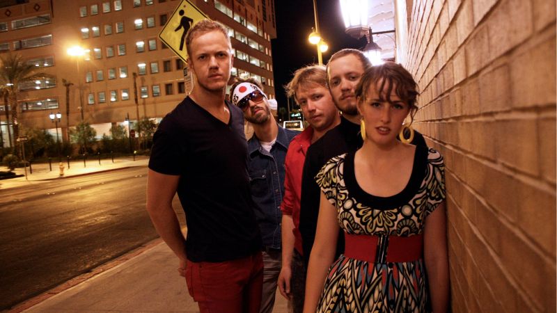 Archivo:Imagine Dragons background.jpg