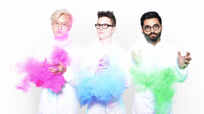 Archivo:Son Lux background.jpg