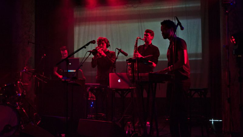 Archivo:Boogie Belgique background.jpg